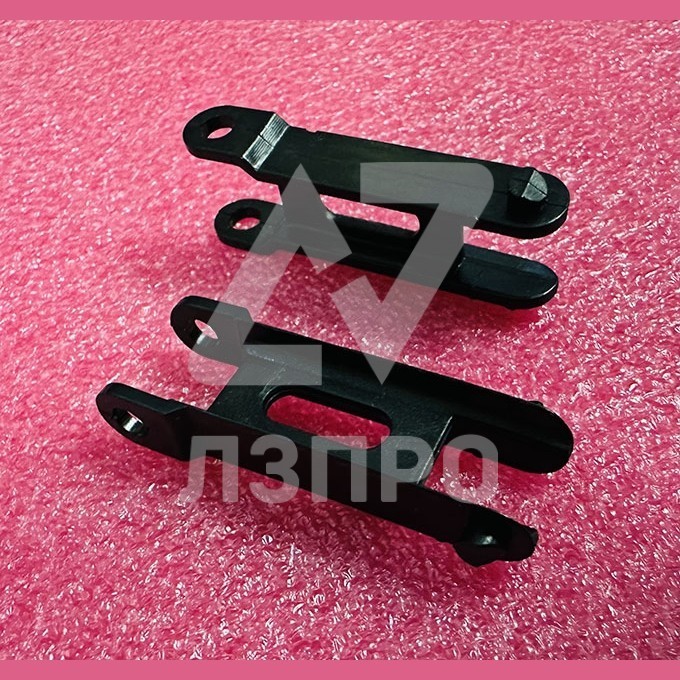 Звено оконечное пластиковое огибающей цепи эскалатора ECO3000 KM5070649H01 Kone (пр-во Россия)