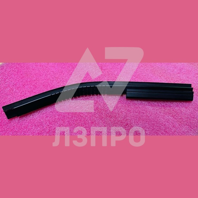 Полоса соединительная кожуха устья поручня эскалатора внутренняя правая 312736 Schindler