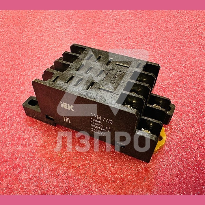 Разъем розеточный модульный PPM 77/3 iEK