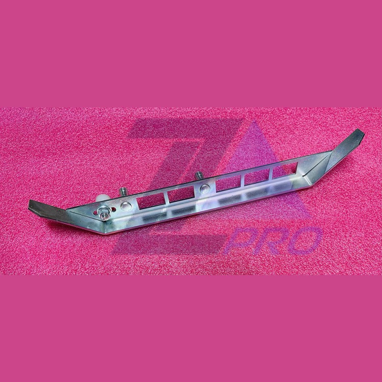 Отводка двери кабины левая 0463Б.03.40.060 МЛЗ