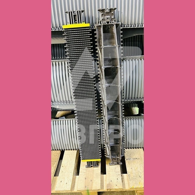 Паллета траволатора 800мм с демаркационными линиями Schindler