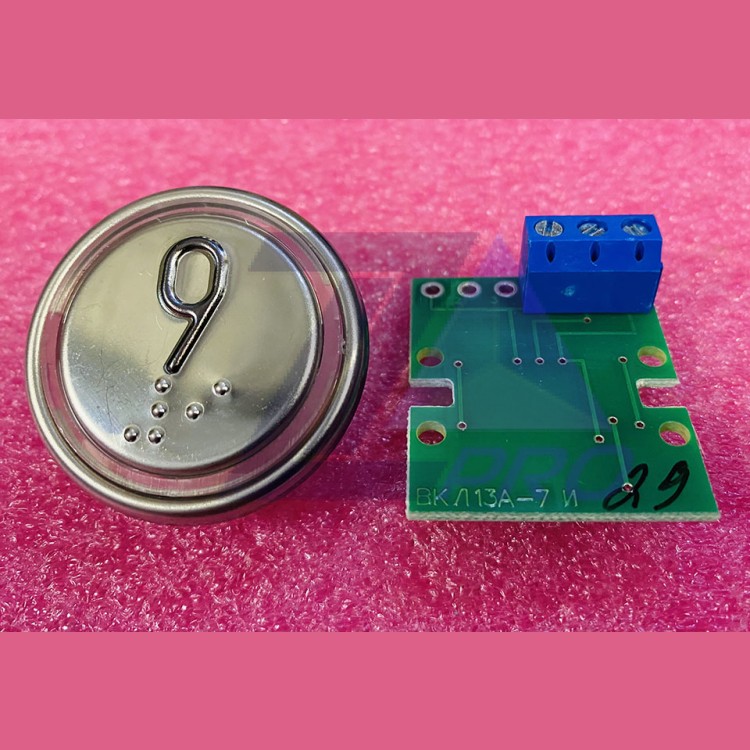 Модуль кнопочный 9 (выдавленная надпись, код Брайля, разъем под винт) ВКЛ13А-7И ИМКИ.758724.110 ЩЛЗ