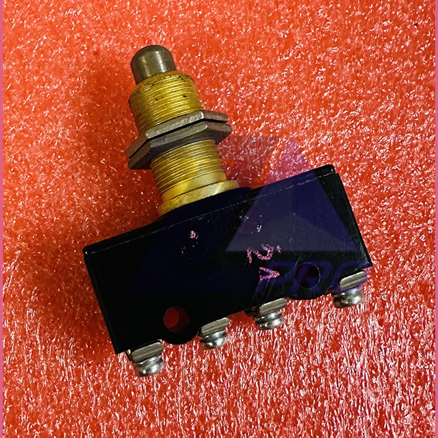 Микропереключатель МП 1104Л УХЛ3 исп.1