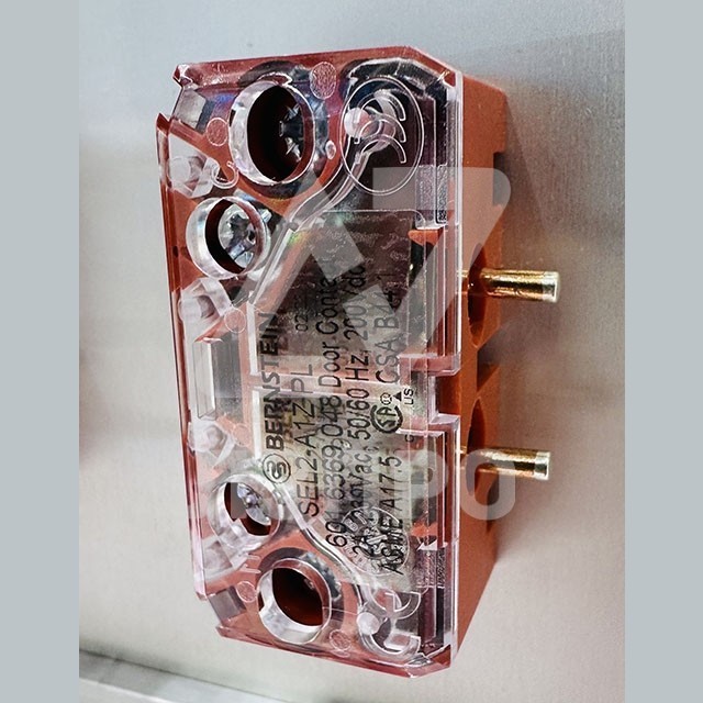 Выключатель (door contact) SEL2-A1Z-PL 601.6369.048 BERNSTEIN