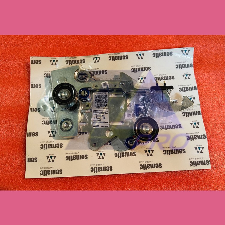 Замок дверей шахты Z-R правый усиленный 2000US ролик Ø40mm BL-B153ABIX1402 Sematic