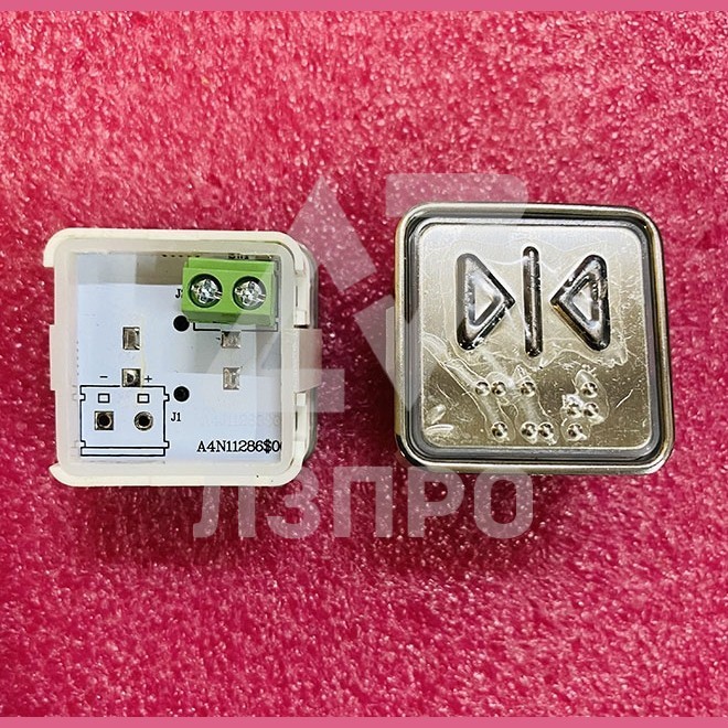 Кнопочный модуль ">l<" красная подсветка с шрифтом Брайля MT42 RUS KA302W-D-R(Китай) ЩЛЗ