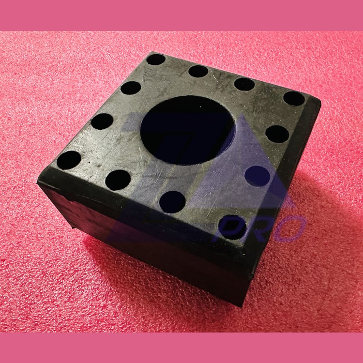 Амортизатор рамы лебедки полиуретановый 001.02.00.044-02 КМЗ