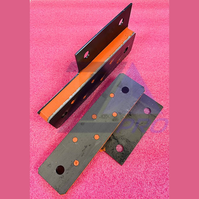 Амортизатор лебедки (компл. 2 шт.)  TAA316BQZ3 Отис