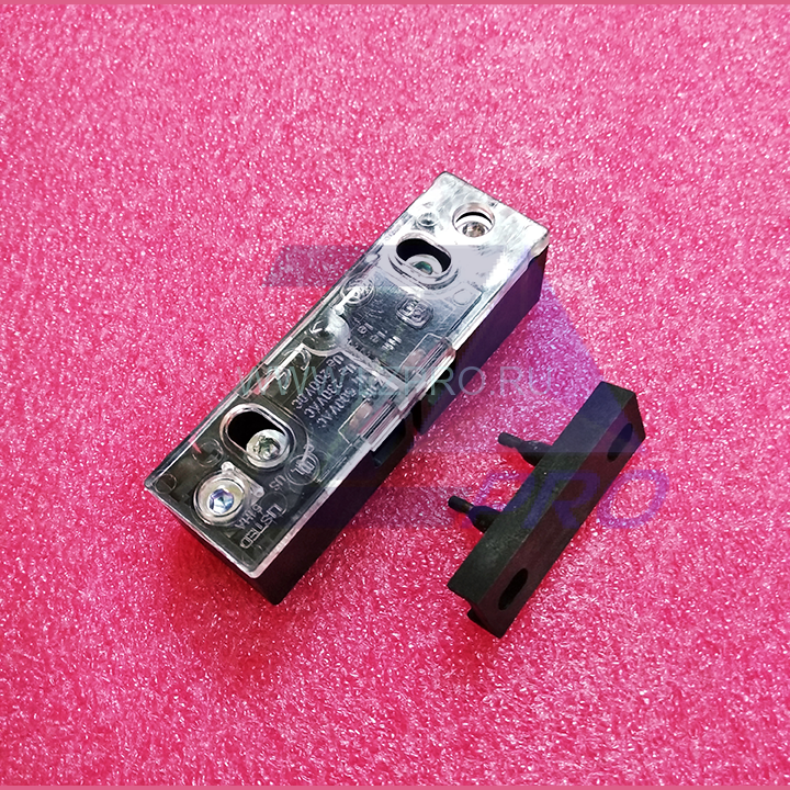 Выключатель (контакт дверей) AZ 06 SCHMERSAL KM255217 Kone