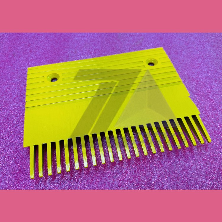 Гребенка алюминиевая желтая GD-AlSi12 правая 22 зуба тип A TravelMaster KM5270416H02 Kone