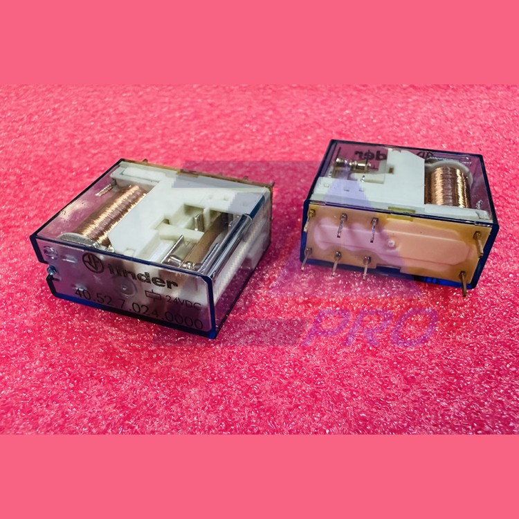 Реле промежуточное 2 переключ. 24VDC, 8A/250VAC DPDT 40.52.7.024.0000 Finder