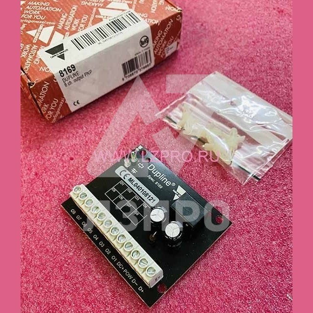 Dupline 8 ch. output PNP Spec.8169 ML040108121 Carlo Gavazzi