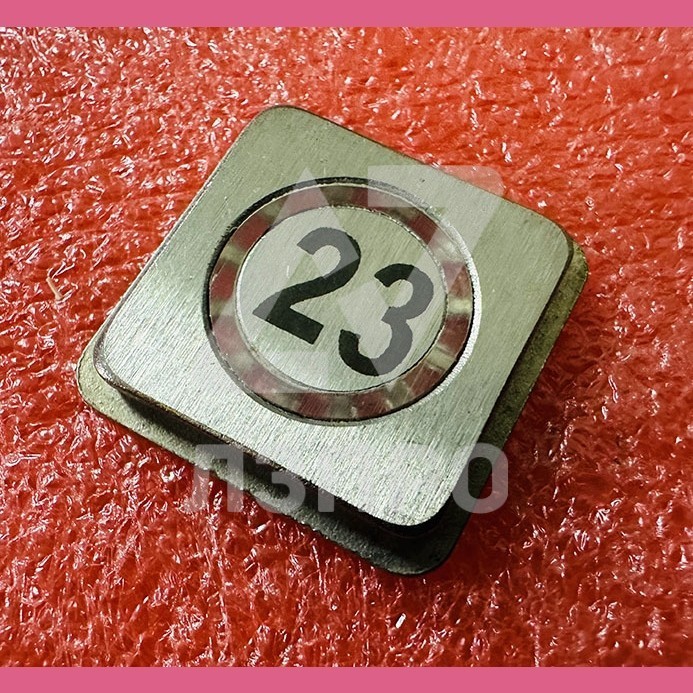 Толкатель квадратный 23 кнопочного модуля ВКЛ13А-7