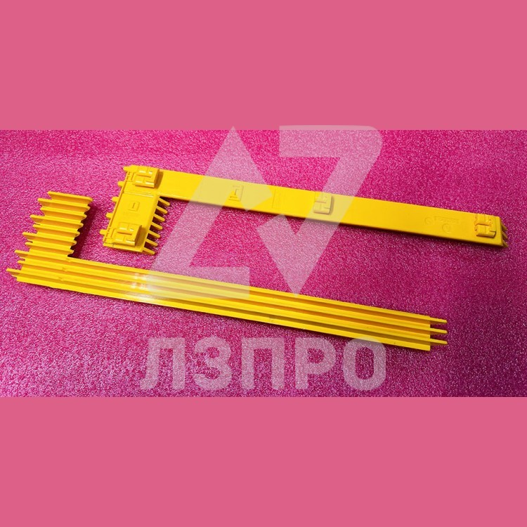 Демаркационная линия ступени L=373,5mm боковая левая 506264003 Schindler Latres SJEC