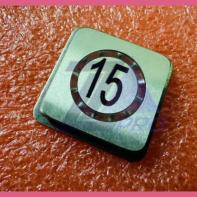 Толкатель квадратный 15 кнопочного модуля ВКЛ13А-7