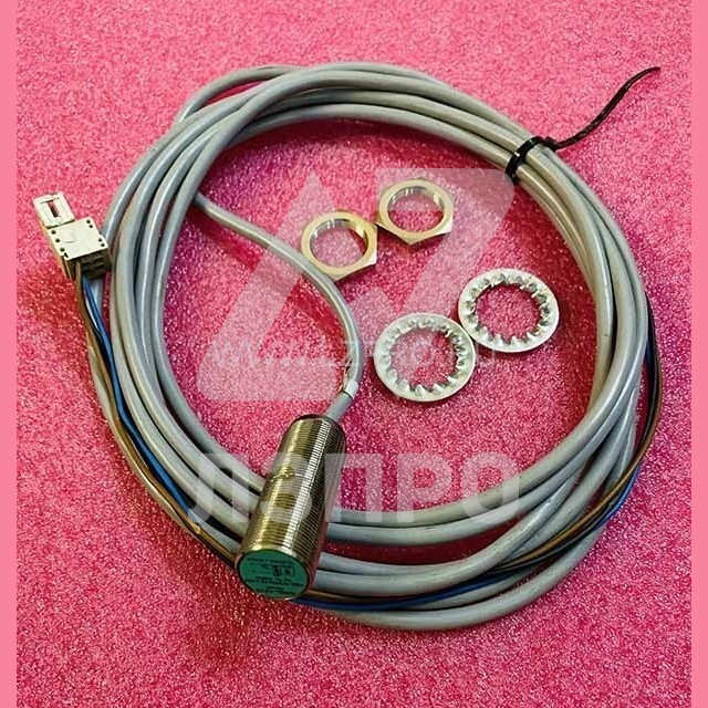 Датчик индуктивный 10-30VDC/200mA NBB8-18GM50-E2 3,55M PEPPERL + FUCHS
