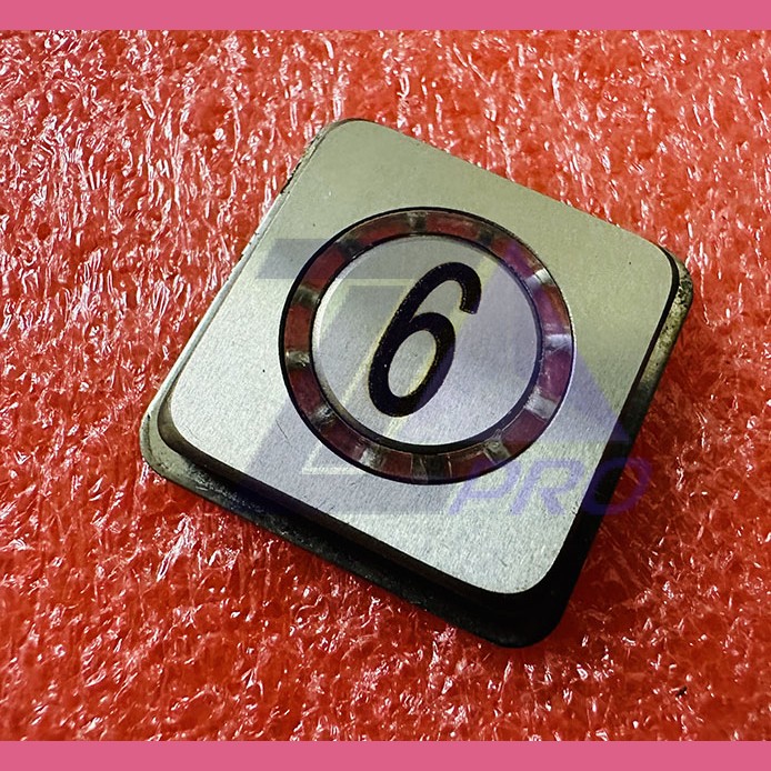 Толкатель квадратный 6 кнопочного модуля ВКЛ13А-7