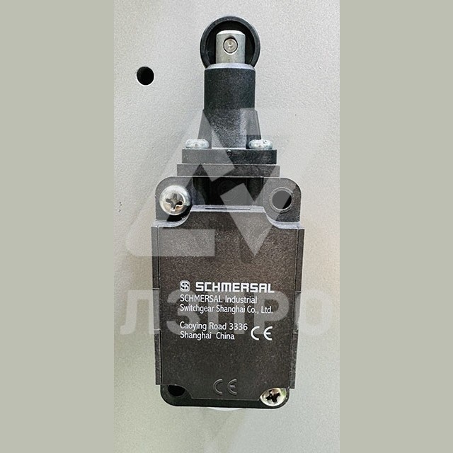 Выключатель TR 336-11Z-M20 SCHMERSAL